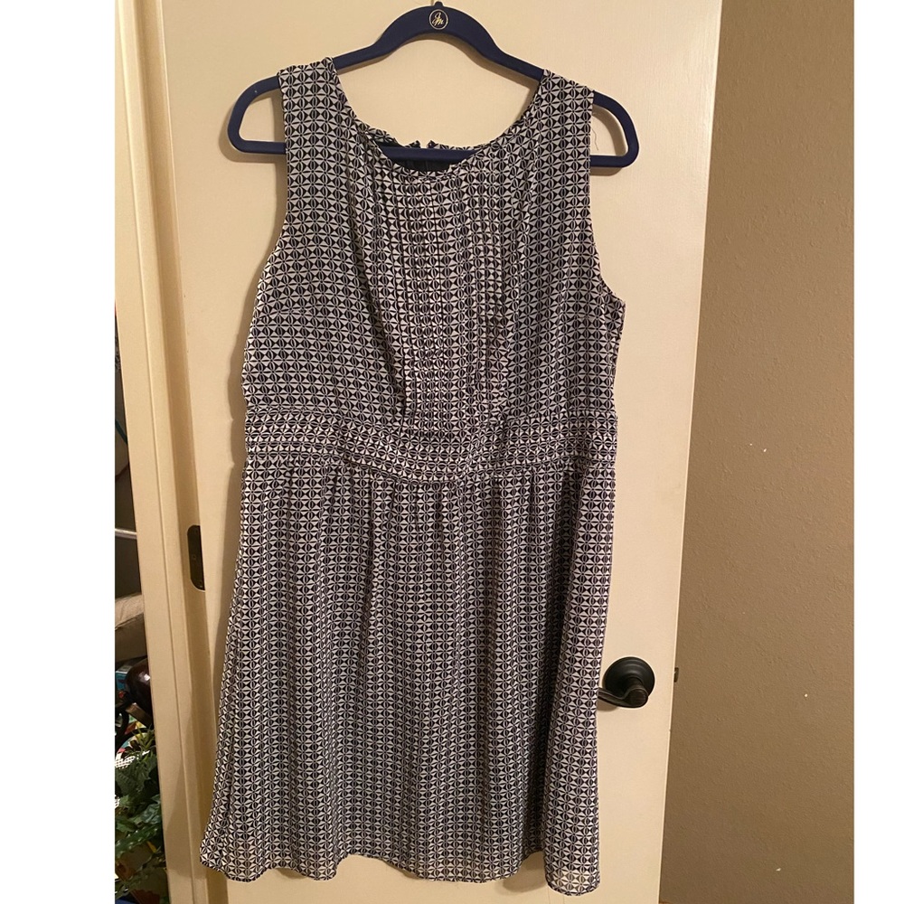 Pattered dress